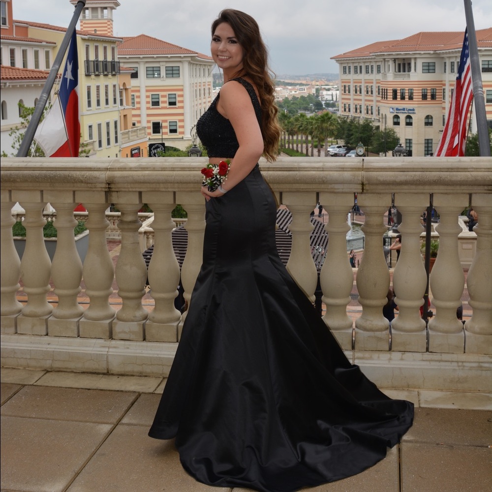 Sherri Hill Prom Dress